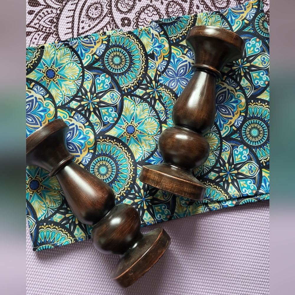 Wooden Candle Holders W Runner